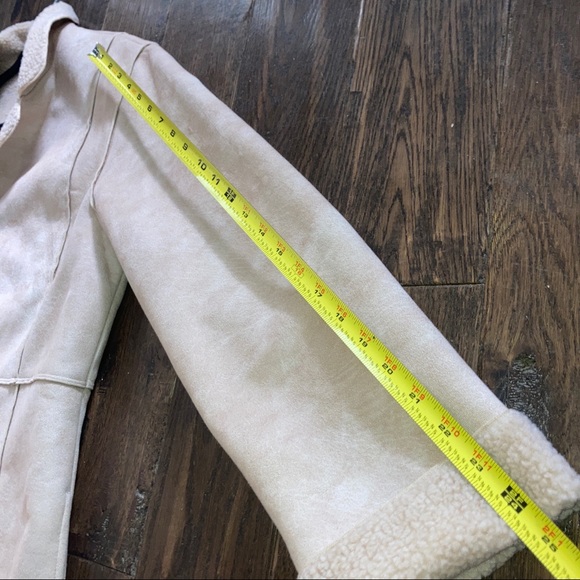 - J Jill Faux Shearling Long Coat  winter Jacket  EUC 🖤 gorgeous size M - Picture 10 of 15